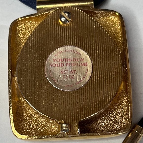 RARE 70's Estee Lauder "Youth Dew" Solid Perfume .03 Oz. Pendant Necklace - Picture 4 of 7